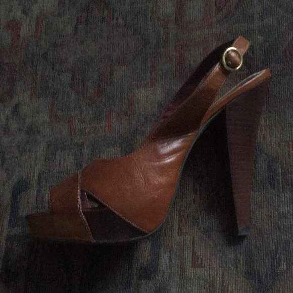 Steve Madden X Revolve leather Cognac platform sling back heels 8 - Picture 9 of 12